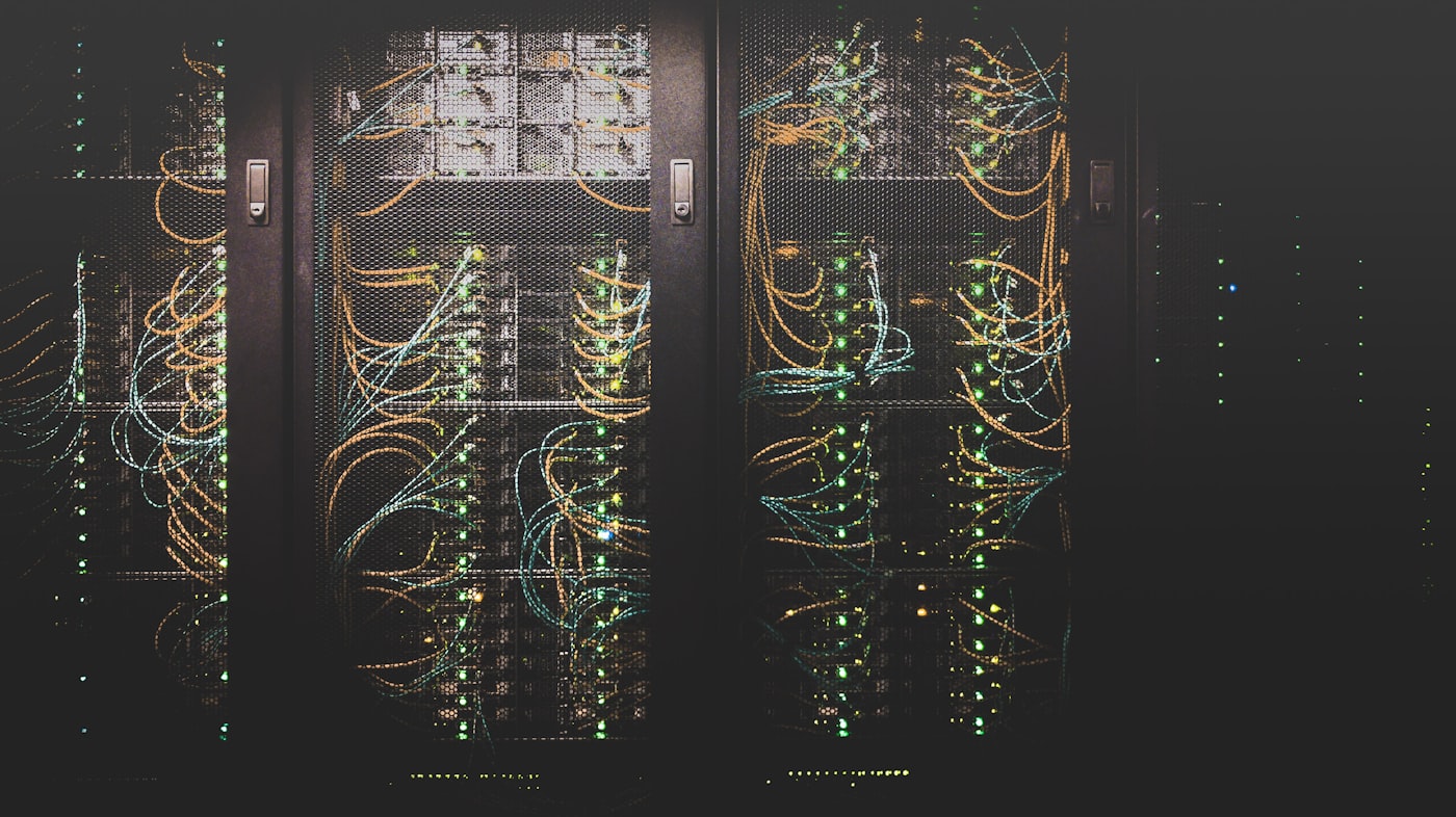 Server room supporting 168网结果查询记录 lookup